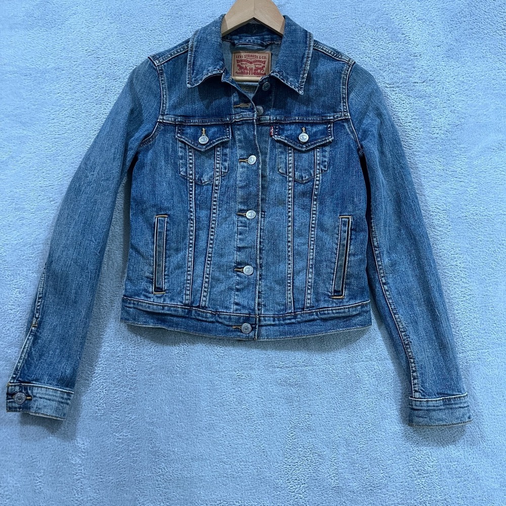 Levi's Women's Original Trucker Denim Jacket Dark Wash Blue Cowgirl Southwestern
